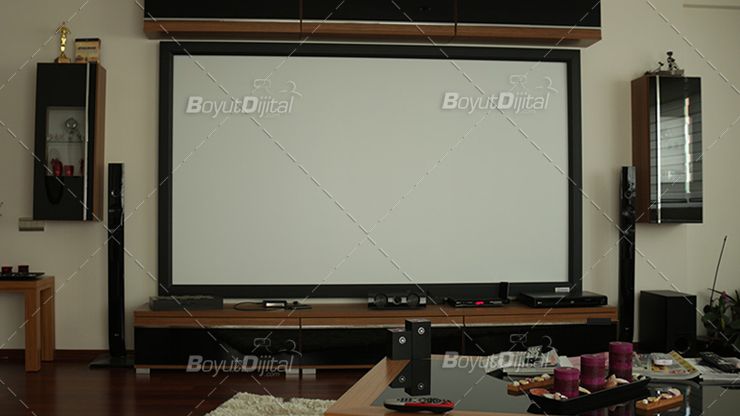 Projeksiyon Perdesi Kurulumlarımızdan Örnek Görseller